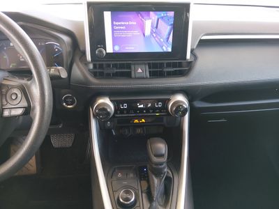 2024 Toyota RAV4 - Photo 20