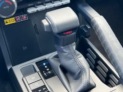2026 Toyota 4Runner i-FORCE MAX - Photo 23