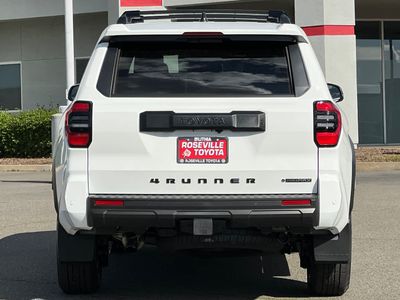2026 Toyota 4Runner i-FORCE MAX - Photo 7