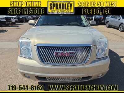 2012 GMC Yukon — side profile view