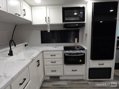 2026 Jayco Jay Flight SLX - Photo 8