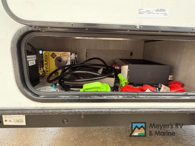 2023 Dutchmen RV Coleman Rubicon 1200 Series - Photo 8