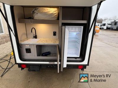 2023 Dutchmen RV Coleman Rubicon 1200 Series - Photo 7