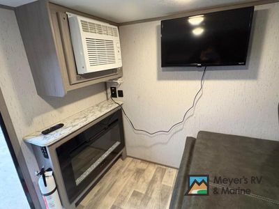 2023 Dutchmen RV Coleman Rubicon 1200 Series - Photo 10