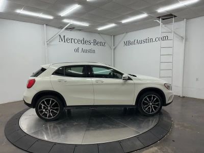 2017 Mercedes-Benz GLA - Photo 9