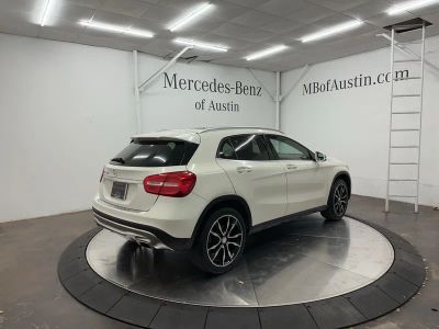 2017 Mercedes-Benz GLA - Photo 8