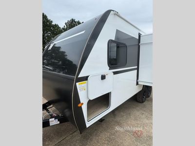 2026 Winnebago Micro Minnie - Photo 3