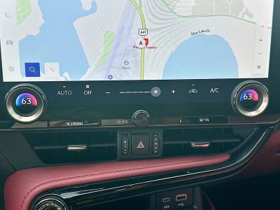 2025 Lexus NX — photo 16 view