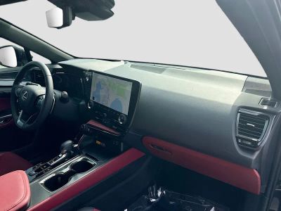 2025 Lexus NX — photo 29 view