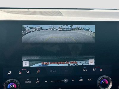 2025 Lexus NX — photo 14 view