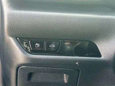 2025 Lexus NX — photo 10 view