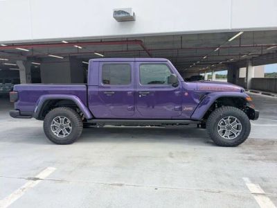2026 Jeep Gladiator — side profile view
