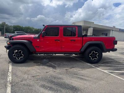 2020 Jeep Gladiator — interior view