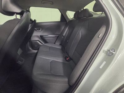 2025 Kia K4 — photo 24 view