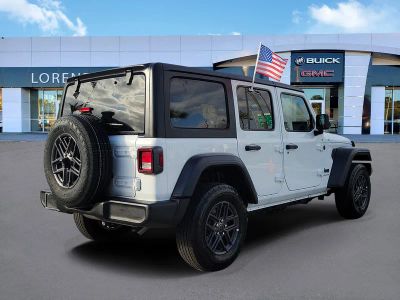 2025 Jeep Wrangler — detail view