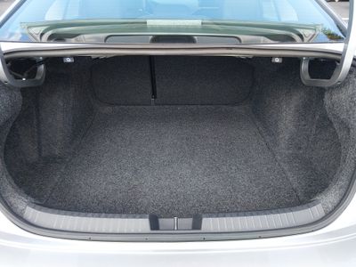 2024 Volkswagen Jetta — photo 11 view