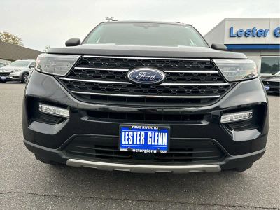 2023 Ford Explorer — interior view