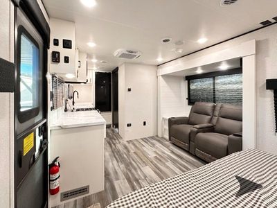 2026 Jayco Jay Flight SLX - Photo 10