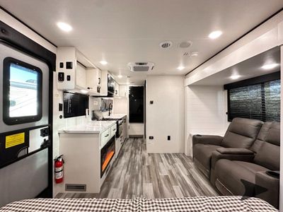 2026 Jayco Jay Flight SLX - Photo 11