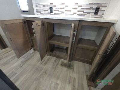 2019 Keystone RV Cougar - Photo 40