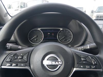 2024 Nissan Sentra — photo 12 view