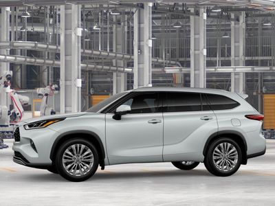 2026 Toyota Highlander - Photo 3
