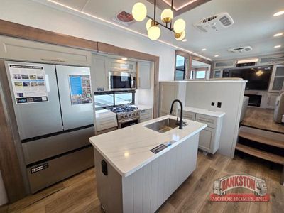 2026 Paradigm 385FL — photo 45 view