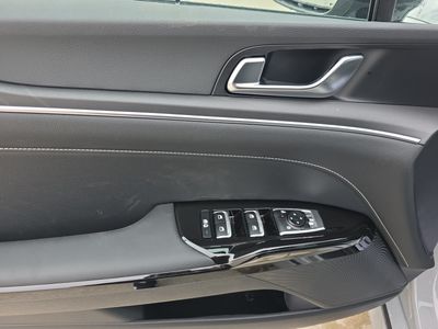 2026 Kia K5 — photo 20 view