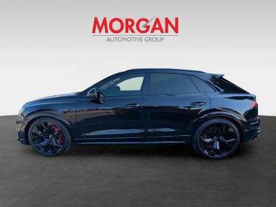 2024 Audi RS Q8 — photo 7 view