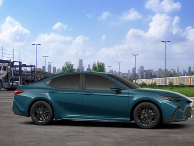 2026 Toyota Camry - Photo 15