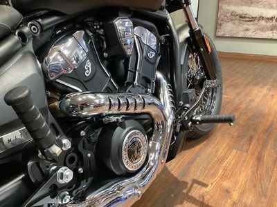 2025 Indian Motorcycle Super Scout Black Smoke with Graphics - Photo 17