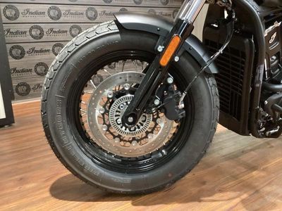 2025 Indian Motorcycle Super Scout Black Smoke with Graphics - Photo 20