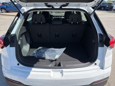 2027 Chevrolet Bolt - Photo 12