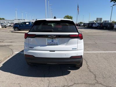 2027 Chevrolet Bolt - Photo 4