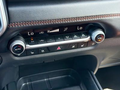2026 Mazda CX-50 — photo 32 view
