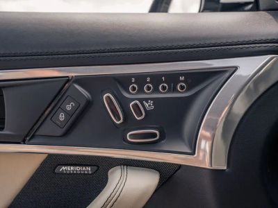 2020 Jaguar F-TYPE — photo 18 view