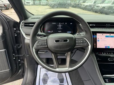 2026 Jeep Grand Cherokee — photo 17 view