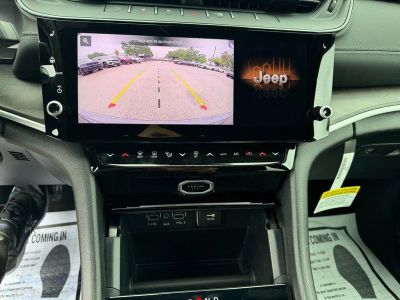 2026 Jeep Grand Cherokee — photo 23 view