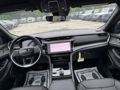 2026 Jeep Grand Cherokee — photo 35 view