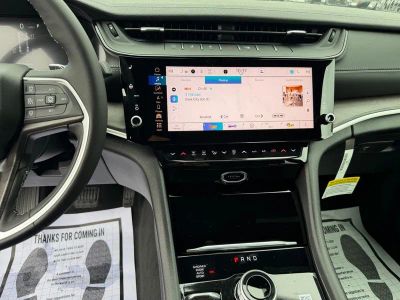2026 Jeep Grand Cherokee — photo 21 view