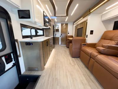 2026 Newmar FREEDOM AIRE - Photo 5