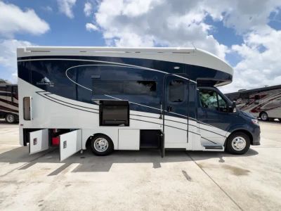 2026 Newmar FREEDOM AIRE - Photo 23