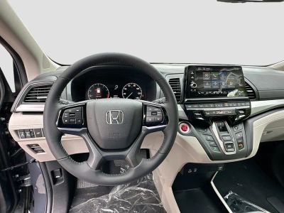 2026 Honda Odyssey — photo 8 view
