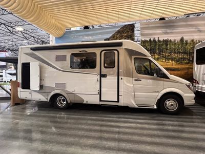 2016 Leisure Travel Vans UNITY - Photo 16