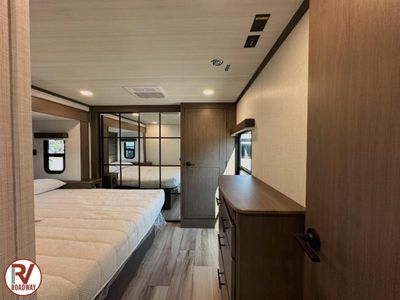2027 Cougar 360MBI - Photo 39