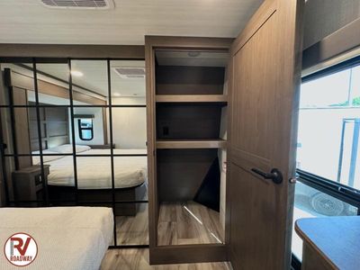 2027 Cougar 360MBI - Photo 43