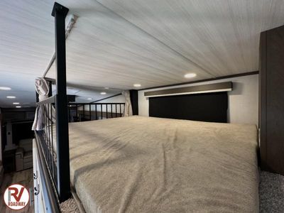 2027 Cougar 360MBI - Photo 32