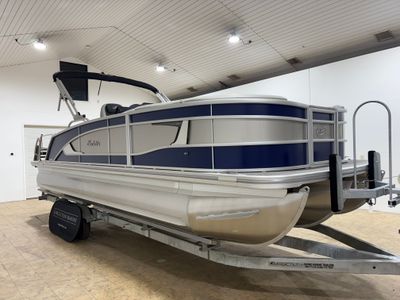 2026 Barletta Lusso L23UC - Photo 10