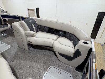 2026 Barletta Lusso L23UC - Photo 16