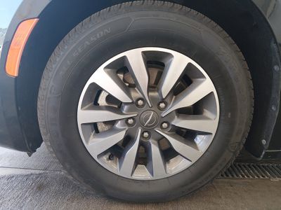 2023 Chrysler Pacifica — photo 10 view